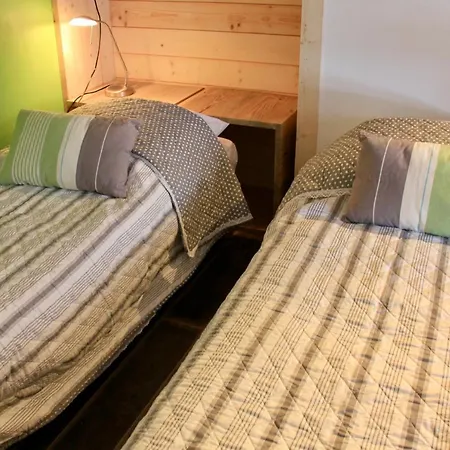 Golf Apartment *